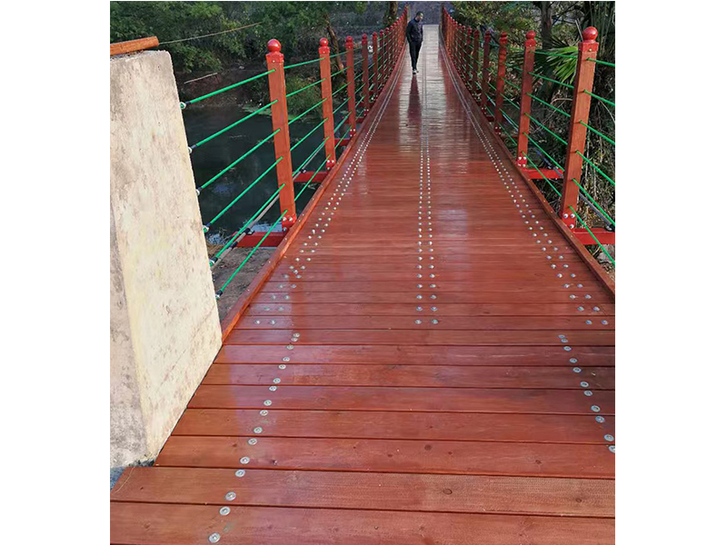 如何让更多人了解和认识木板吊桥的魅力？